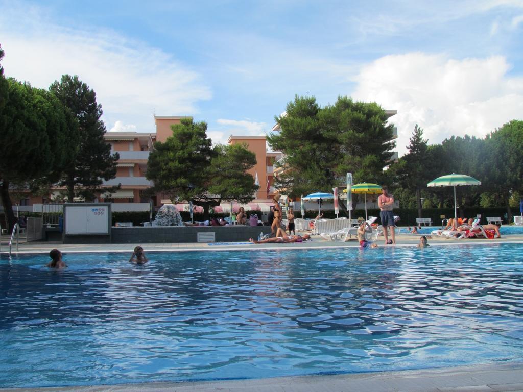 Appartamenti Valbella Μπιμπιόνε Εξωτερικό φωτογραφία