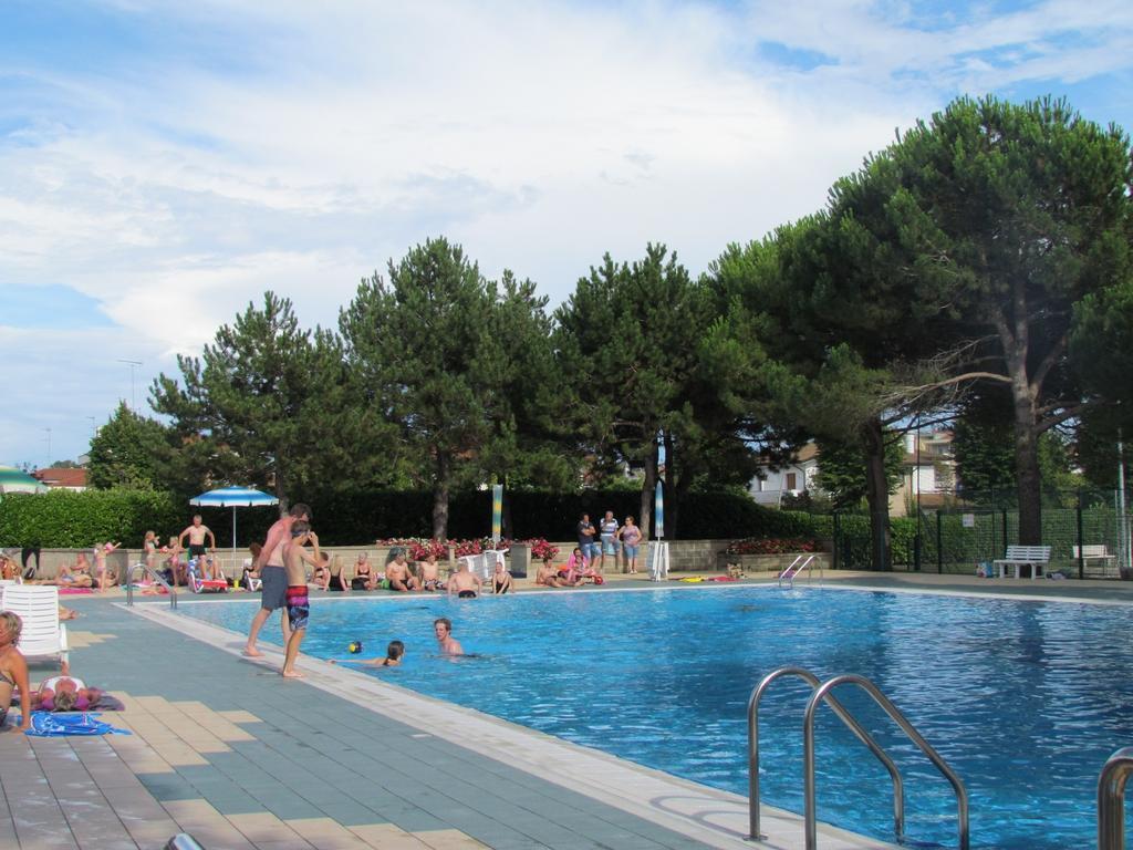 Appartamenti Valbella Μπιμπιόνε Εξωτερικό φωτογραφία